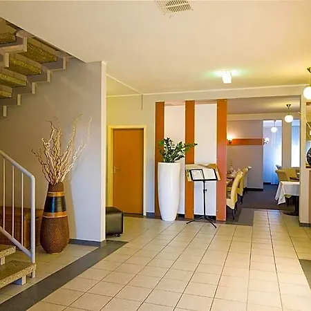 Garden Mit Kostenfreien Parkplaetzen דרזדן