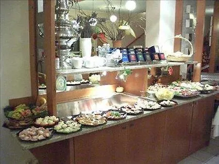 Hotel Garden Mit Kostenfreien Parkplaetzen